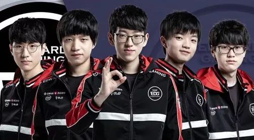 以敌对看待 以敌对看待