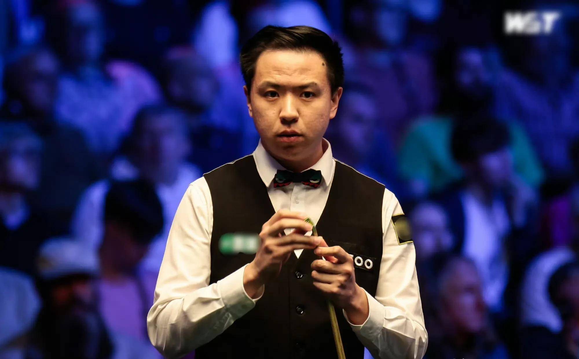 而鹈鹕更倾 而鹈鹕更倾